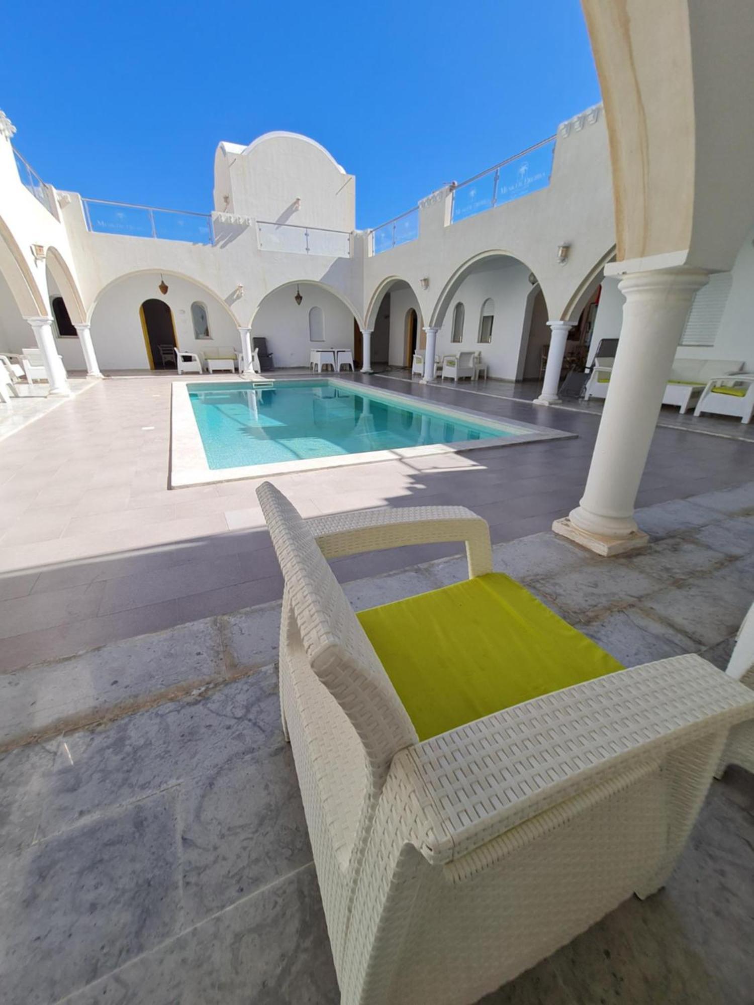 Musk De Djerba Suite Aziz Avec Piscine Temlale Экстерьер фото